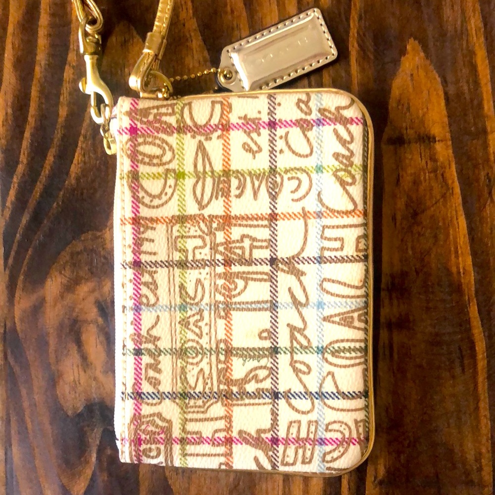 Coach Poppy Wristlet